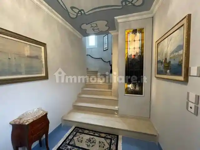 Villa in vendita a Padenghe sul Garda
