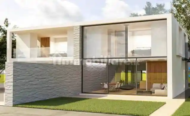 Villa in vendita a Peschiera del Garda