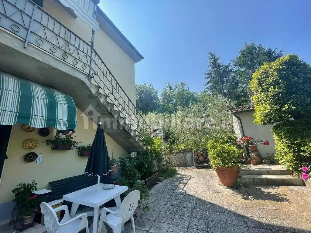 Appartamento in vendita a Monteriggioni