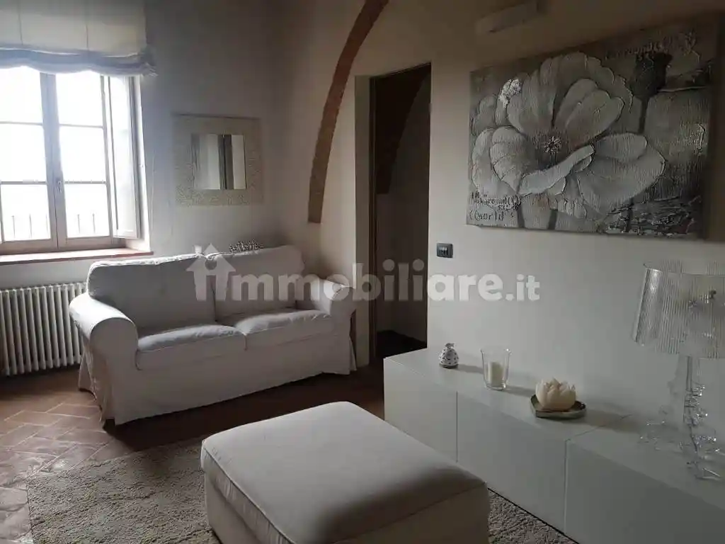 Appartamento in vendita a Monteriggioni