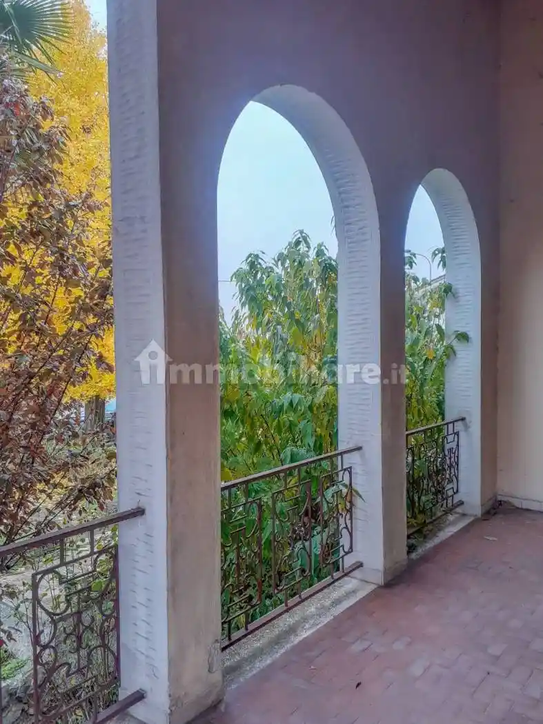 Villa in vendita a Gazzuolo