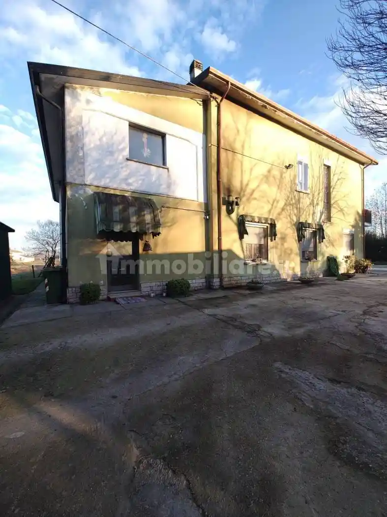 Rustico - Casale in vendita a Pegognaga