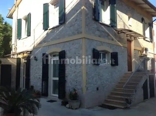 Villa in vendita a Ancona