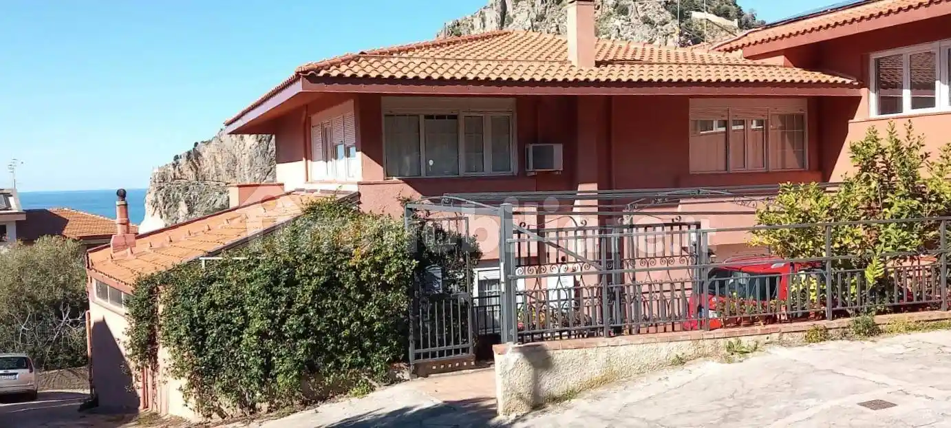 Appartamento in vendita a Cefalù