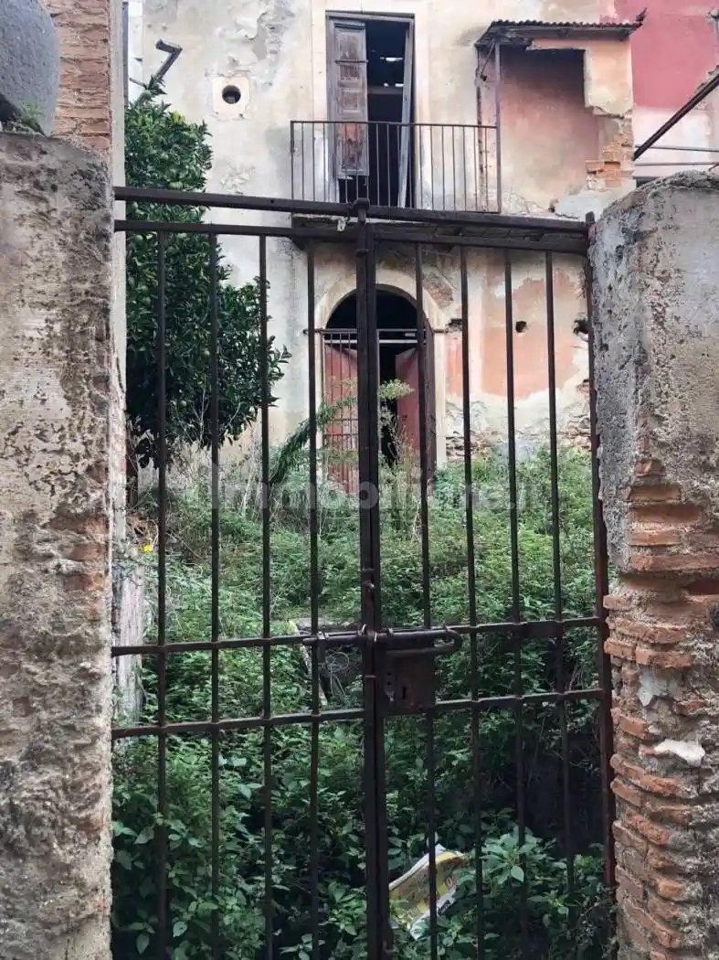 Casa indipendente in vendita a Messina