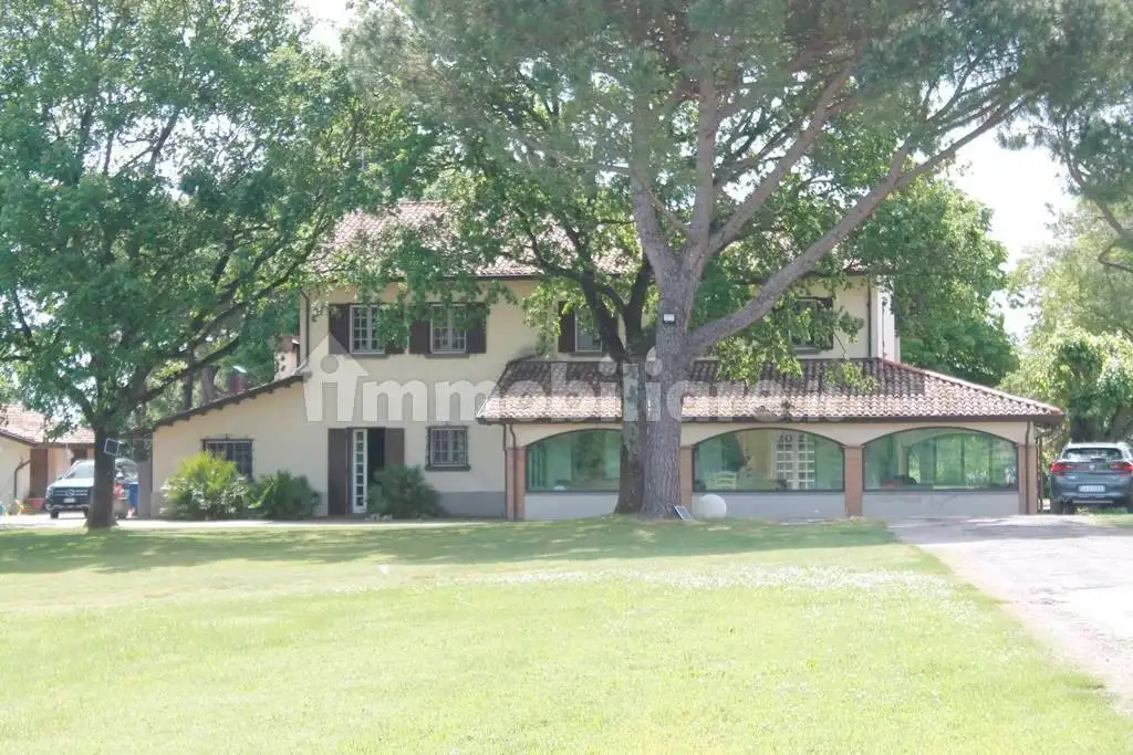 Villa in affitto a Forlì