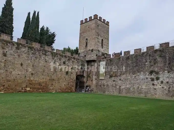 Appartamento in vendita a Pisa