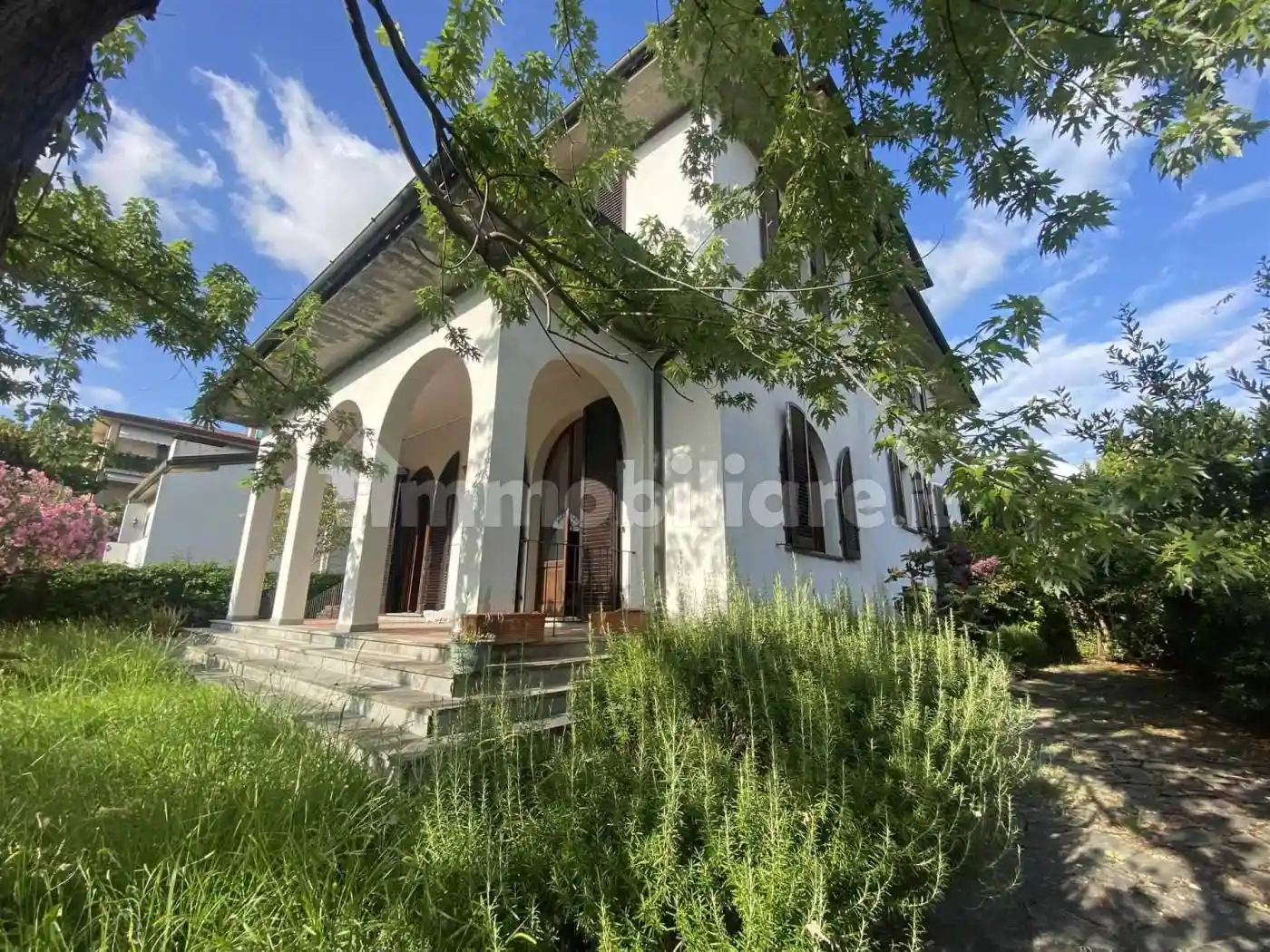 Villa in vendita a Pisa