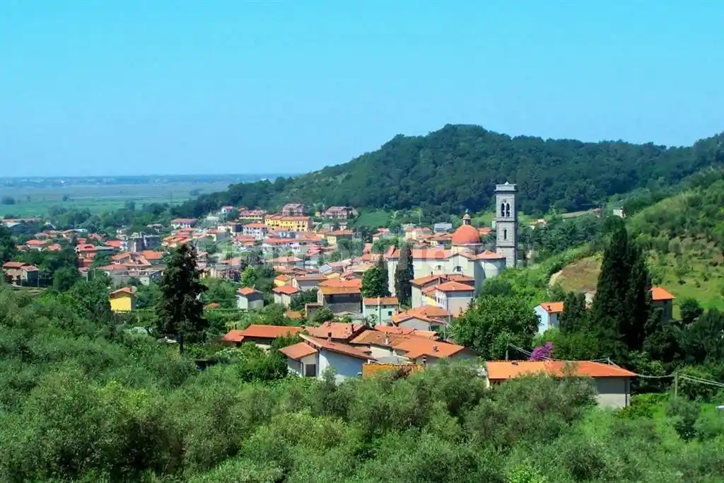 Villa in vendita a Massarosa