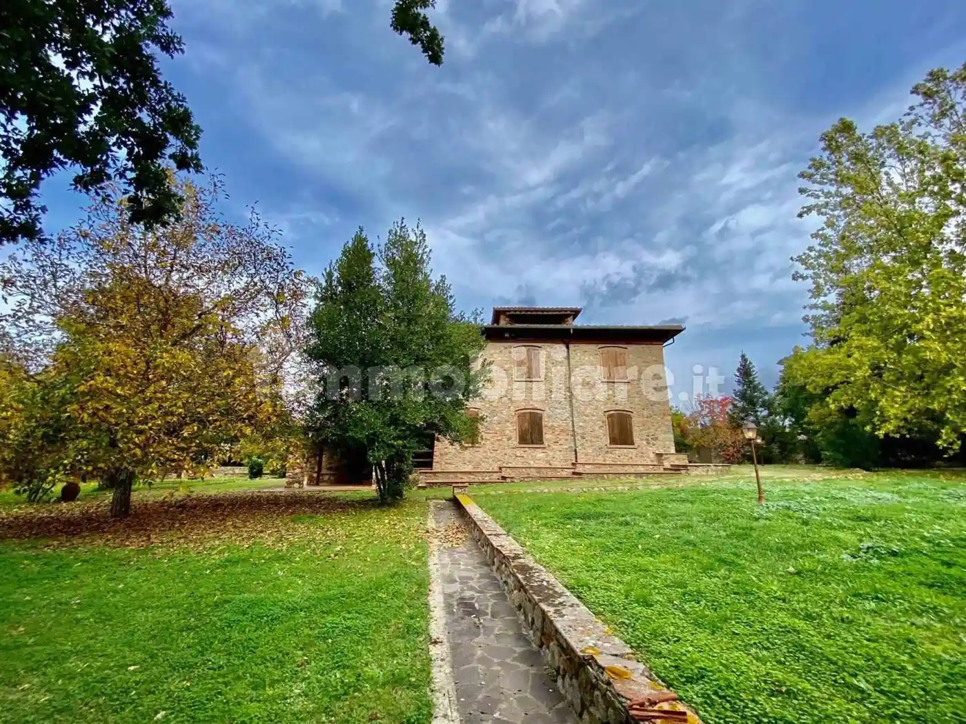 Appartamento in vendita a Monticiano