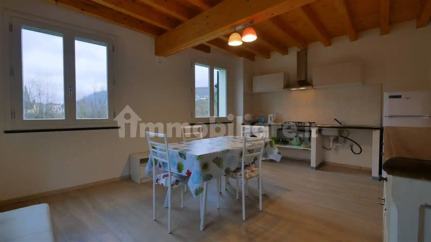 Appartamento in vendita a Carrodano