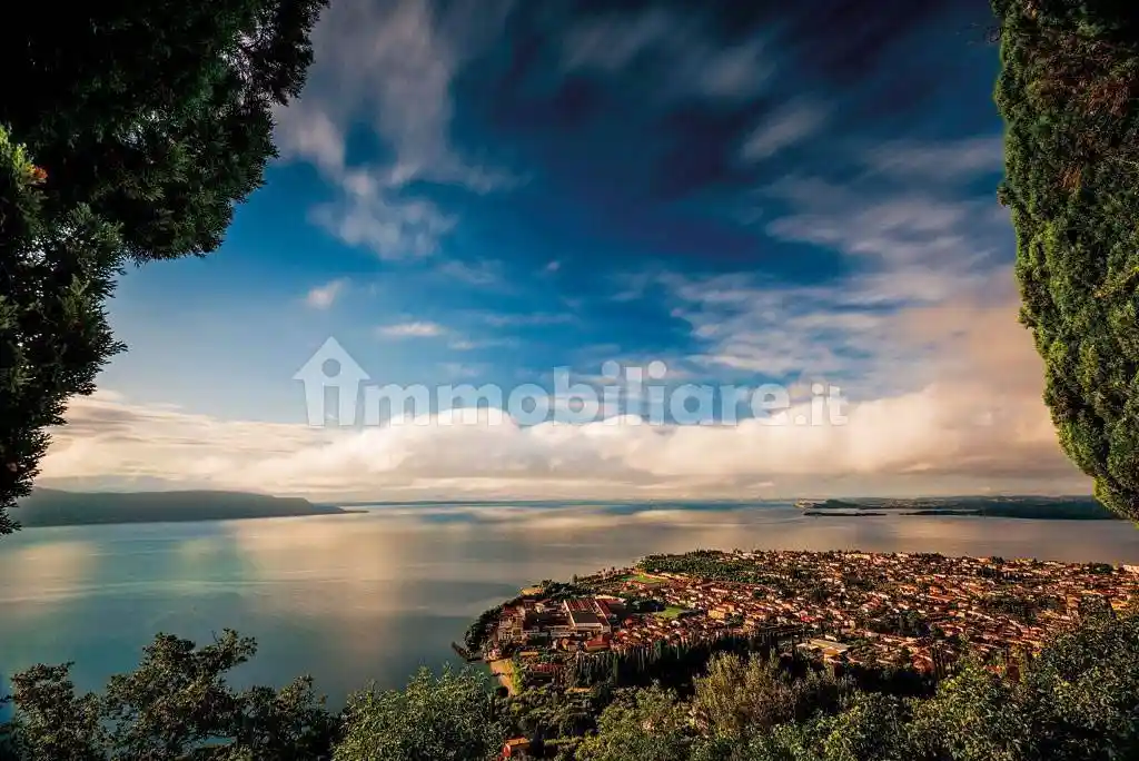 Villa in vendita a Toscolano-Maderno