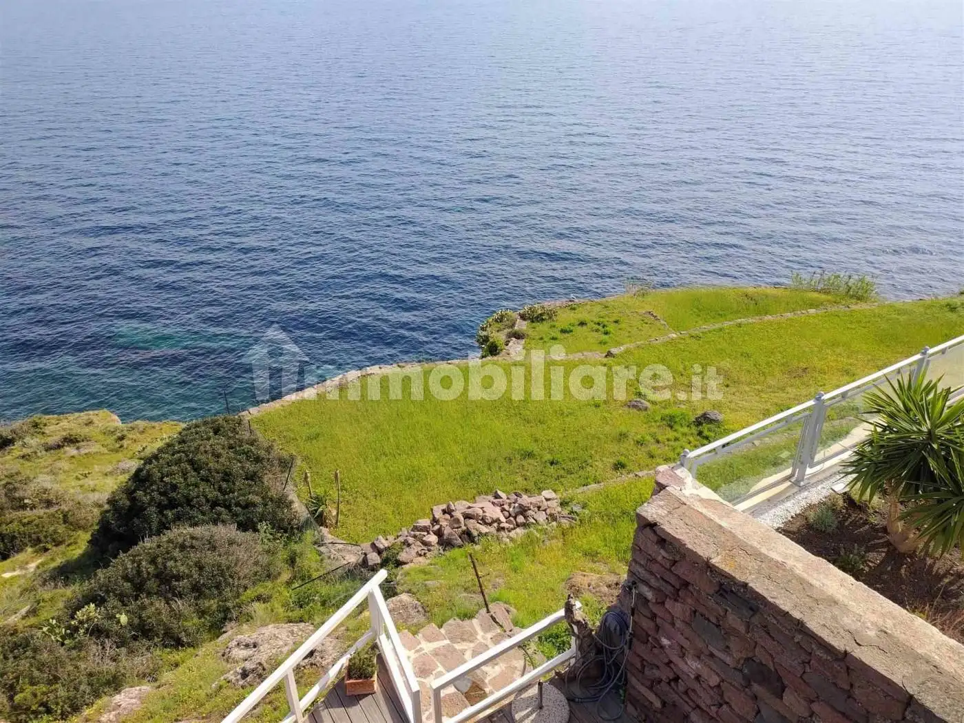 Casa indipendente in vendita a Capraia Isola