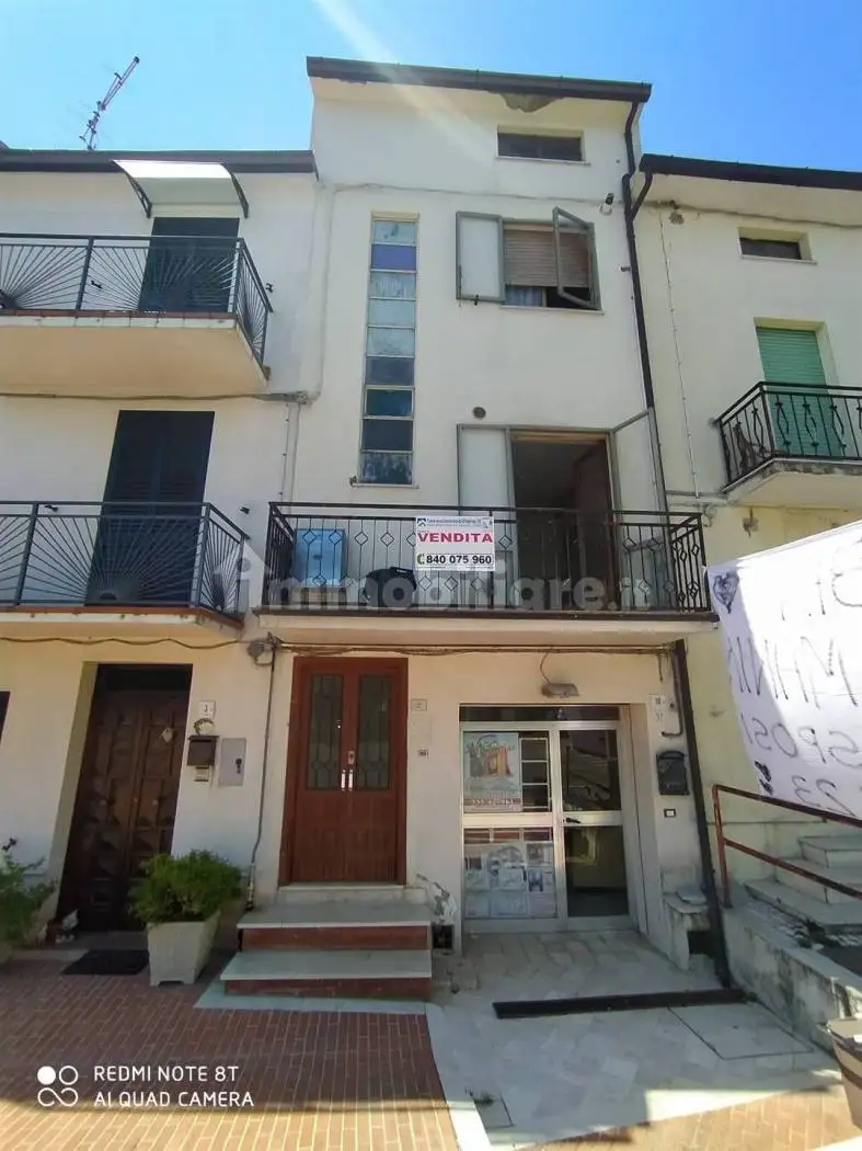 Casa indipendente in vendita a Castel Frentano