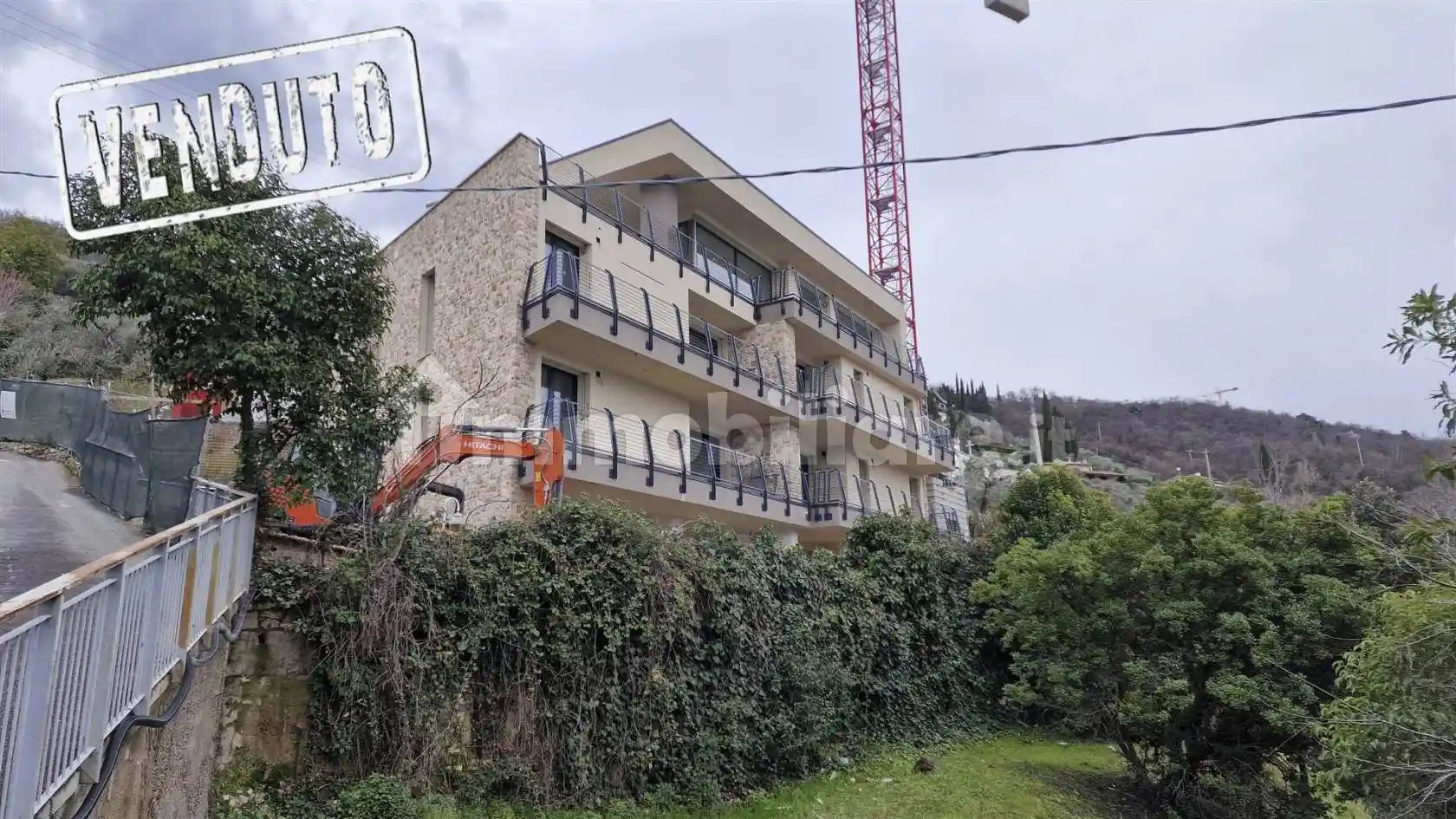 Appartamento in vendita a Torri del Benaco