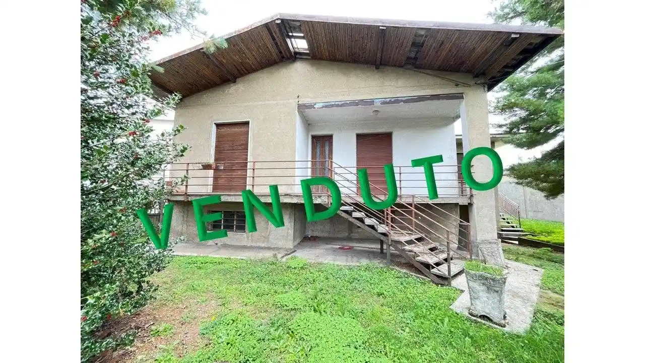 Villa in vendita a Arconate
