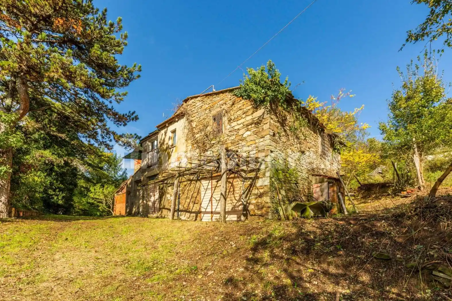 Rustico - Casale in vendita a Arezzo