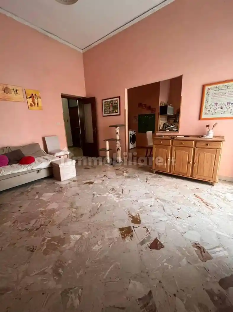 Palazzo - Edificio in vendita a Bagheria