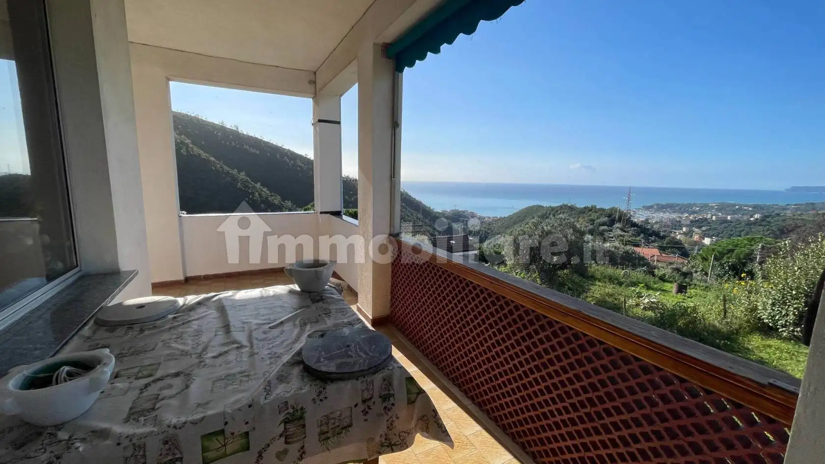 Appartamento in vendita a Varazze