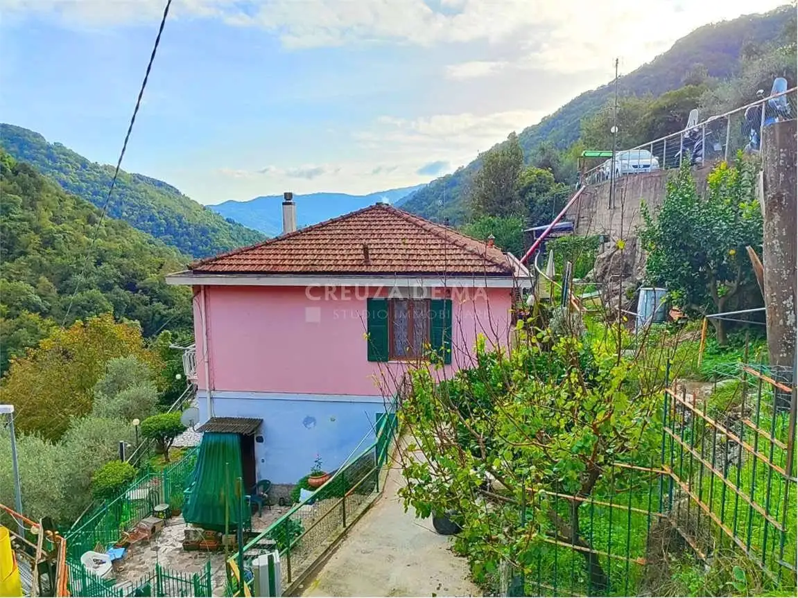 Casa indipendente in vendita a Rapallo