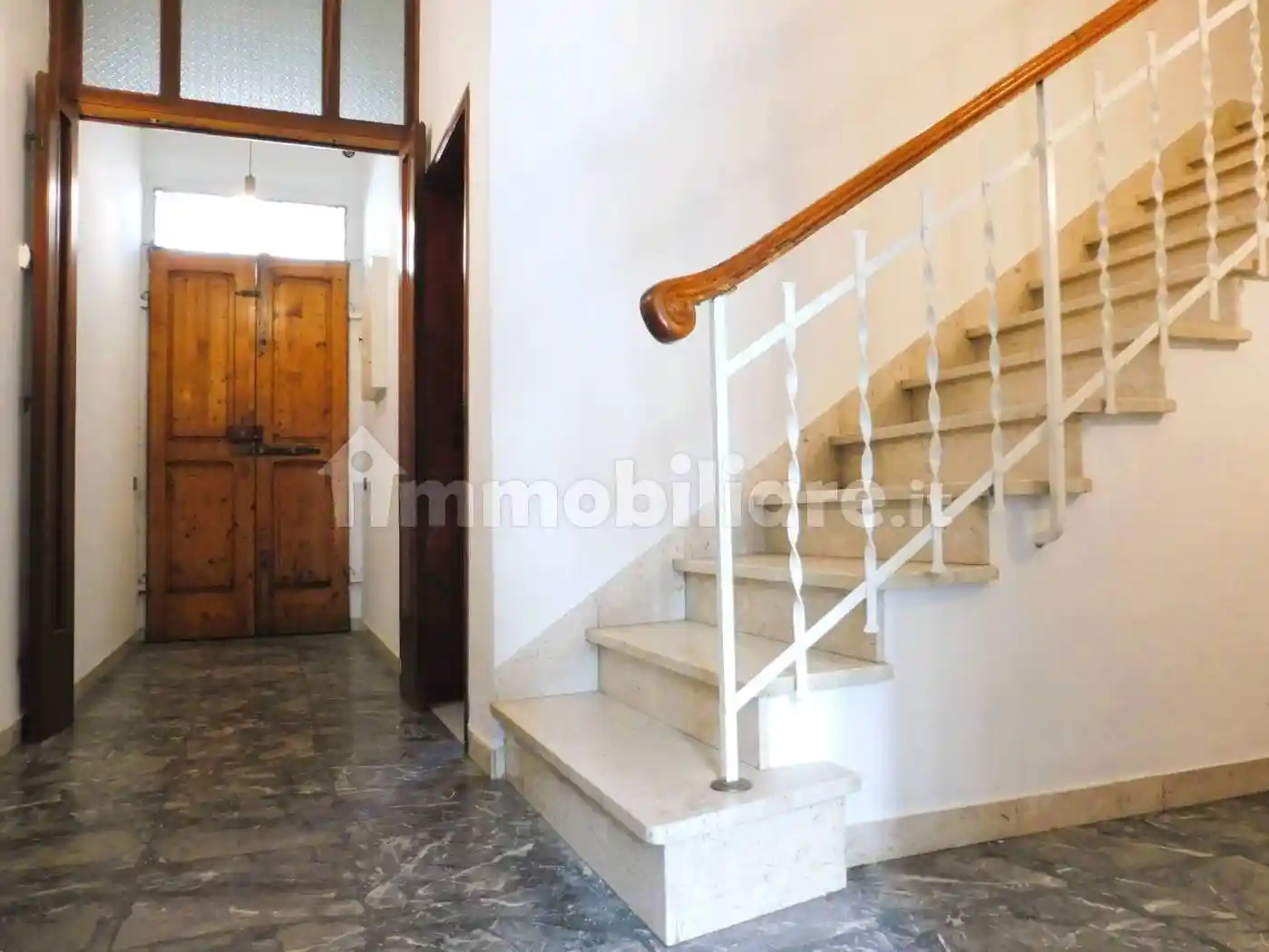 Casa indipendente in vendita a Capraia e Limite