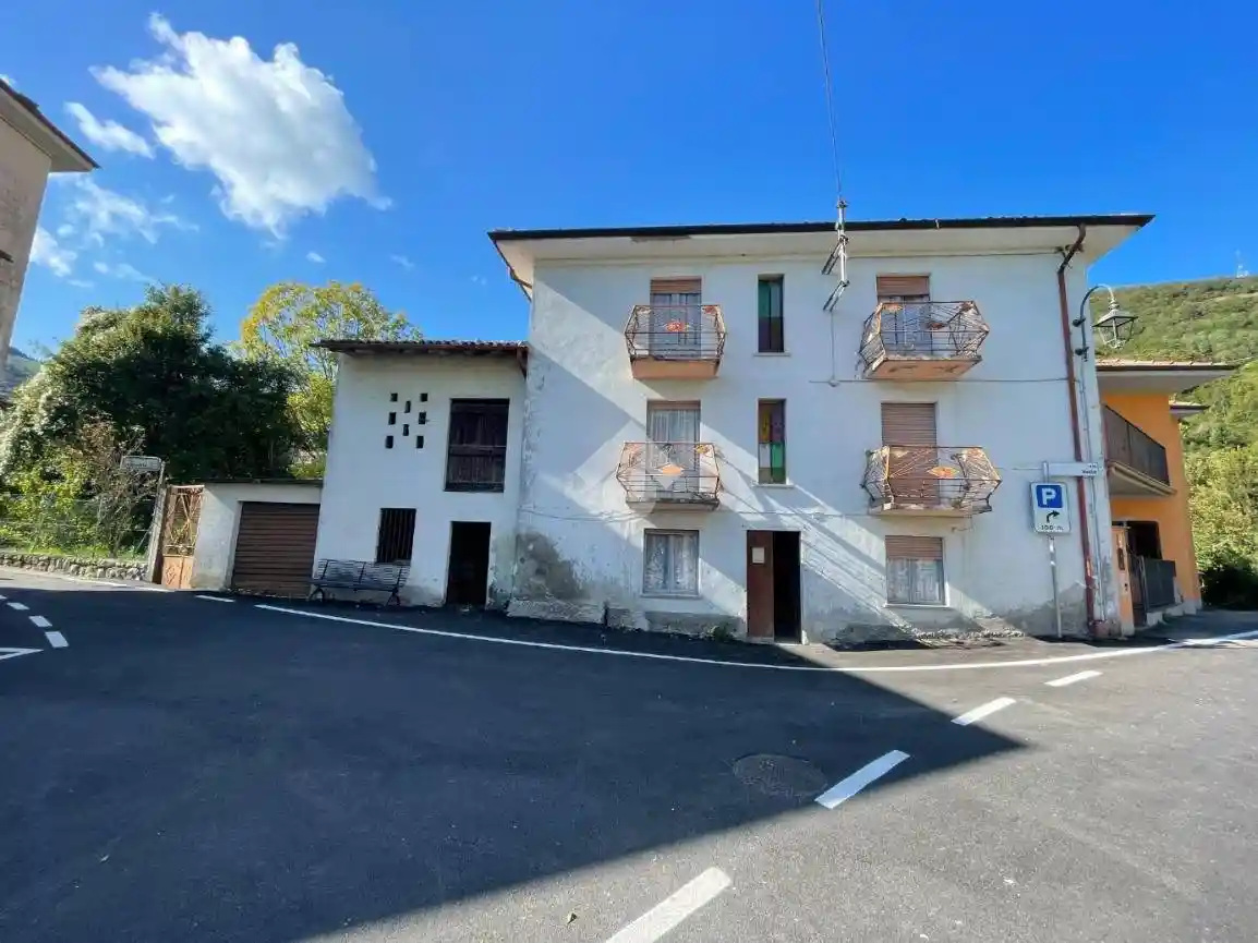 Casa indipendente in vendita a Parzanica