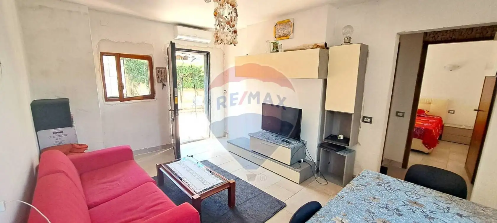 Bilocale viale Cadorna 3, Azzio - foto 3