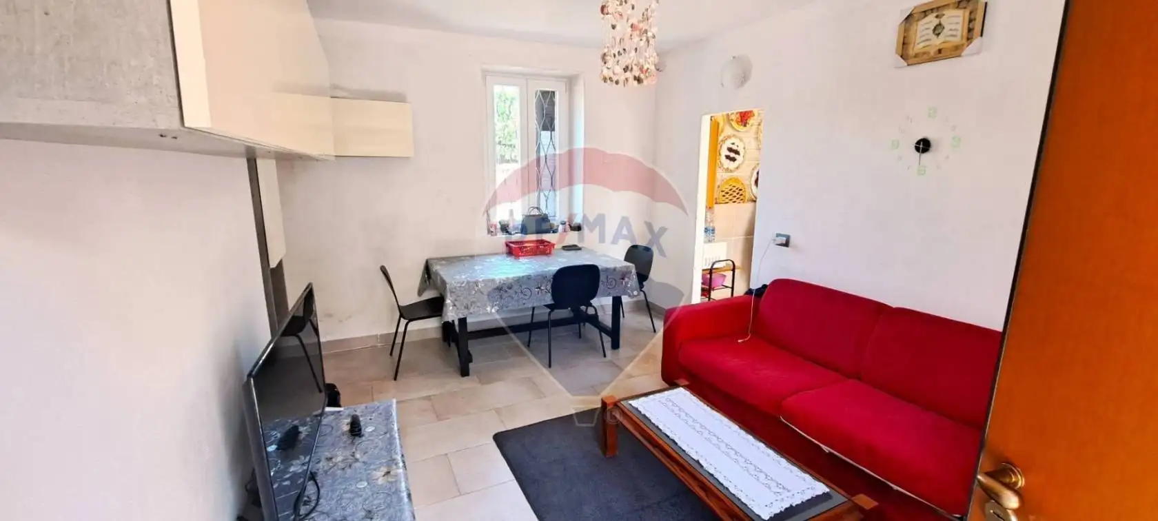 Bilocale viale Cadorna 3, Azzio - foto 4