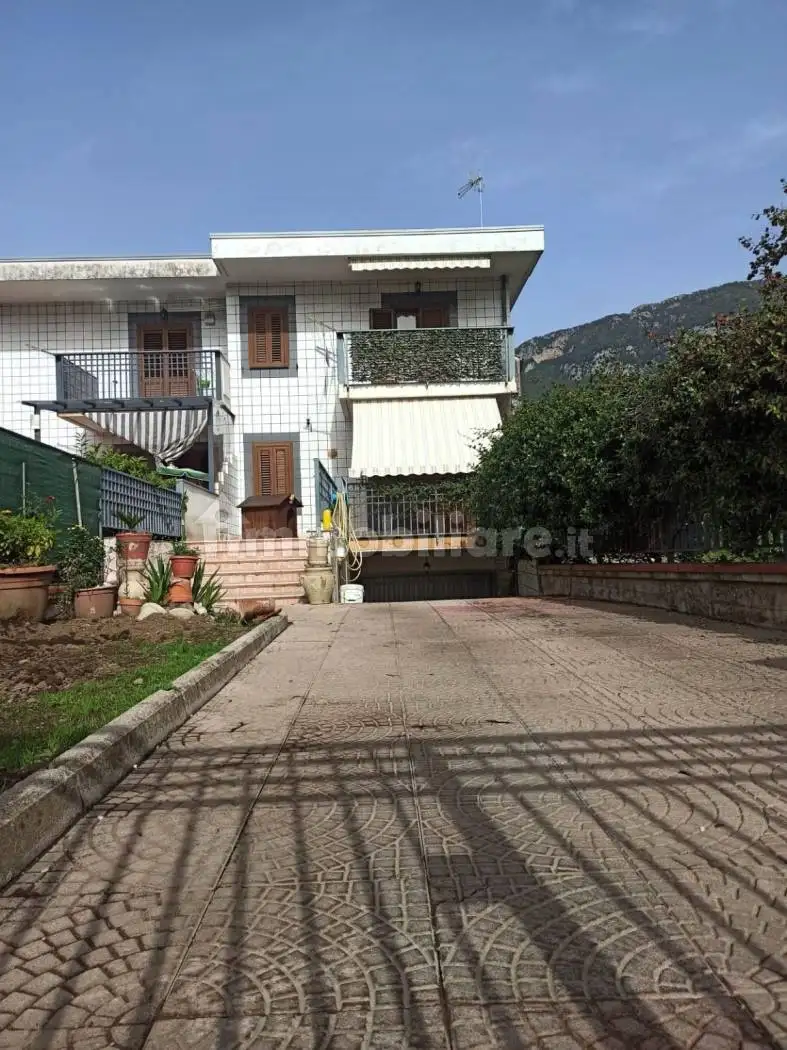 Villetta a schiera in vendita a Calvanico