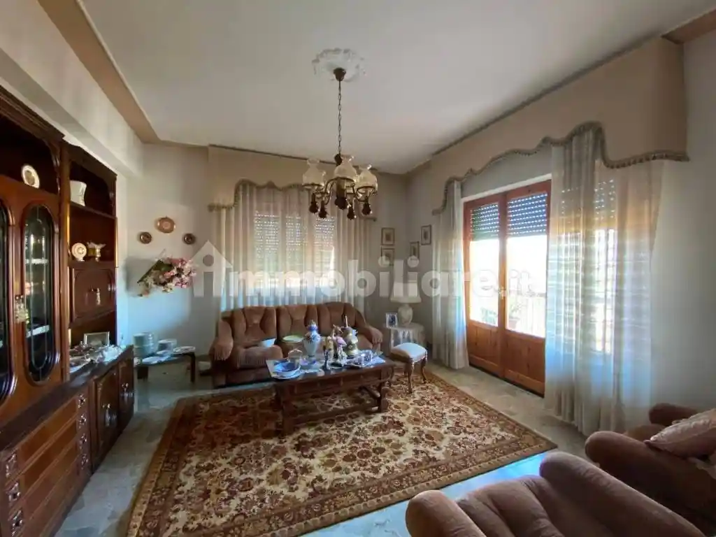 Appartamento in vendita a Gambassi Terme