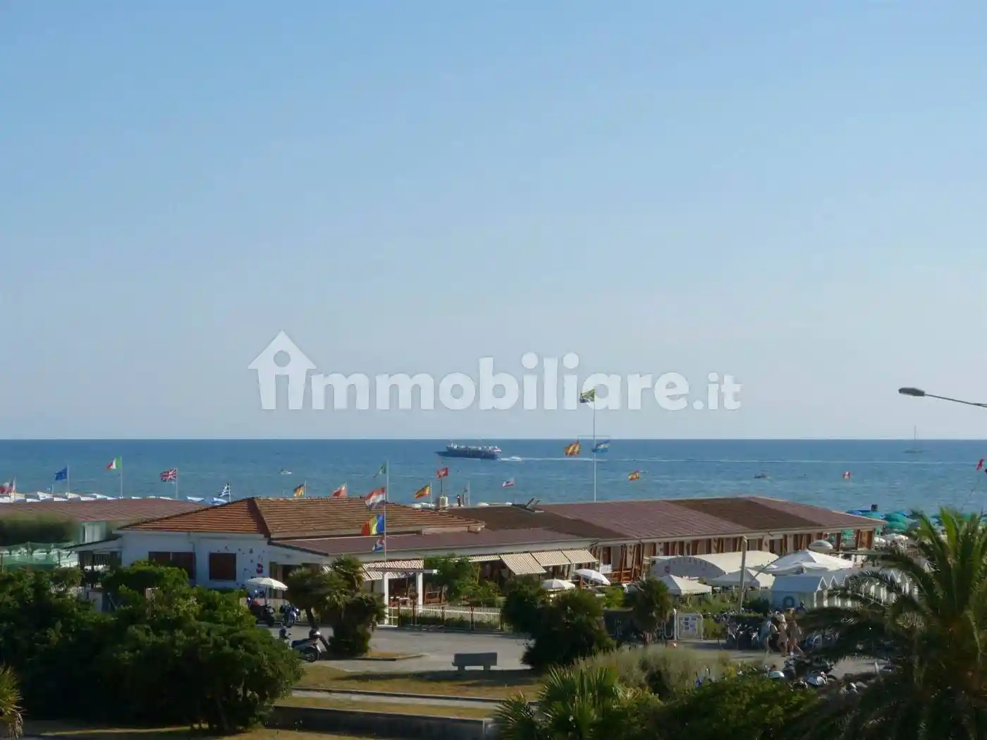 Appartamento in vendita a Viareggio