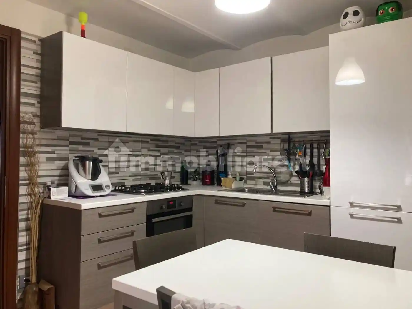 Casa indipendente in vendita a Fabriano