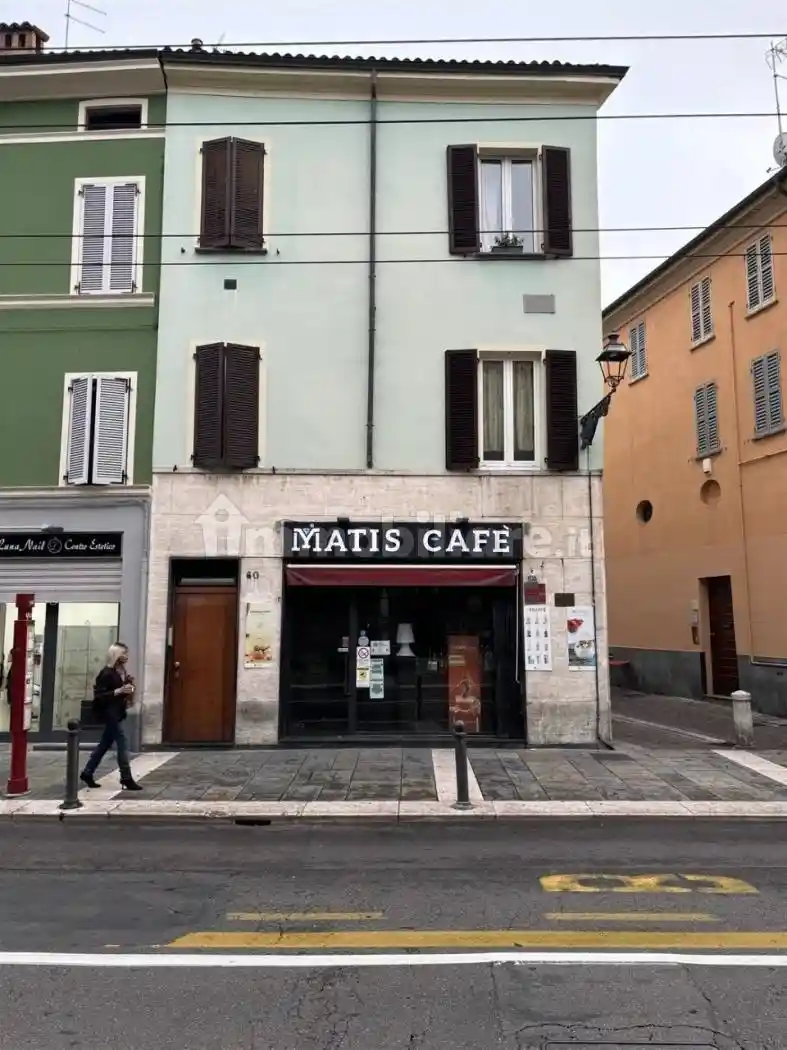 Palazzo - Edificio in vendita a Parma