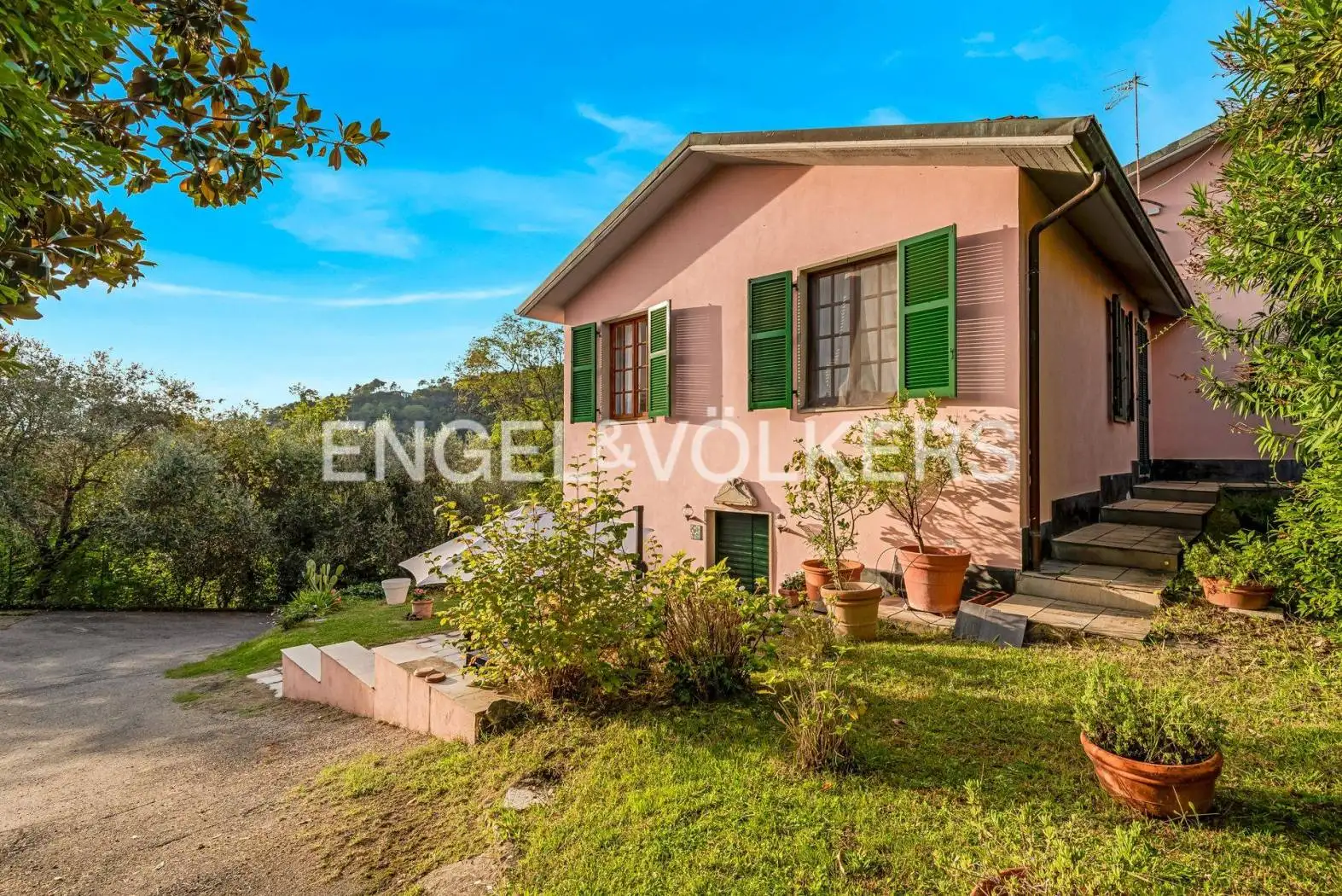 Villa in vendita a La Spezia