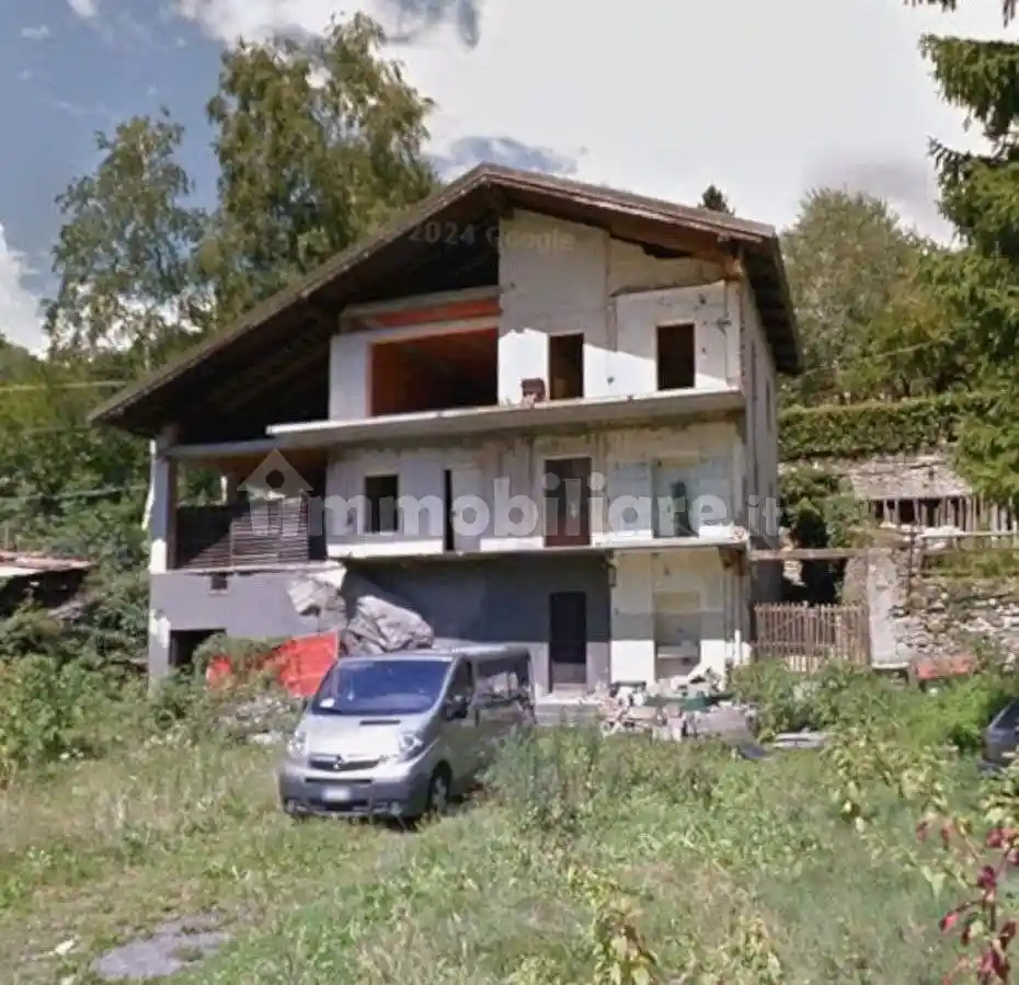 Villa in vendita a Pont-Canavese