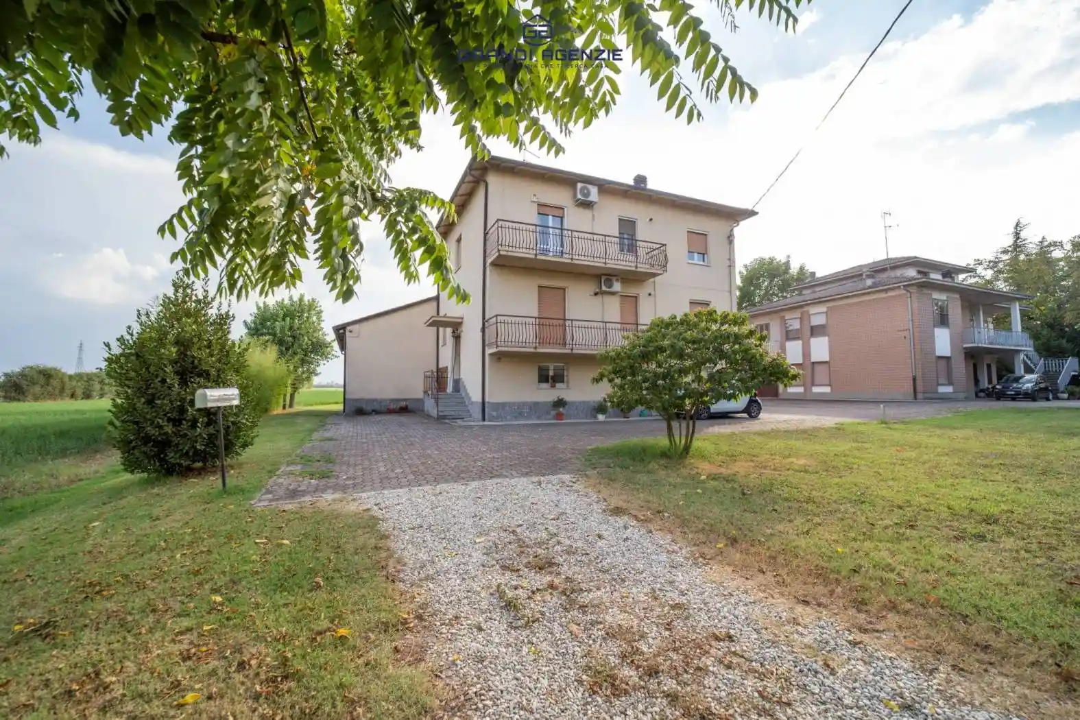 Villa in vendita a Parma