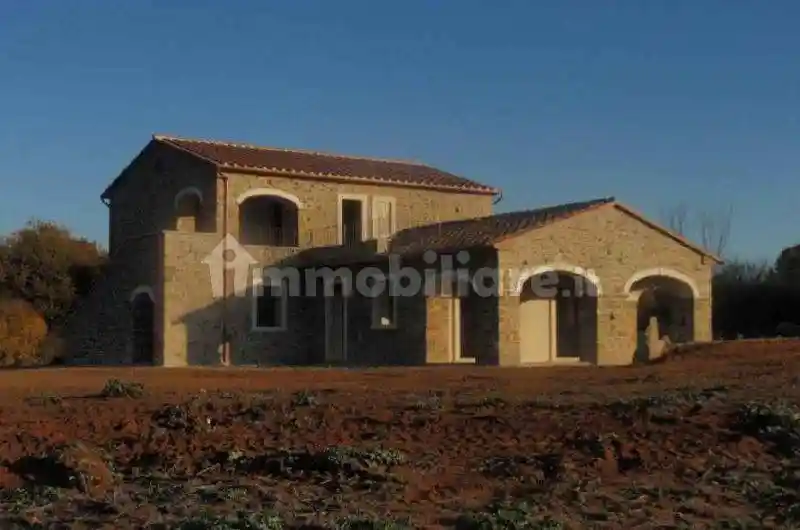 Rustico - Casale in vendita a Manciano