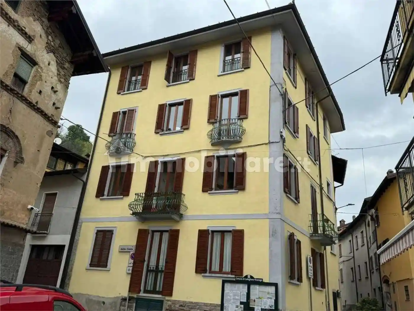 Appartamento in vendita a Cadegliano-Viconago