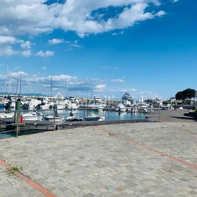 Casa indipendente in vendita a Ameglia