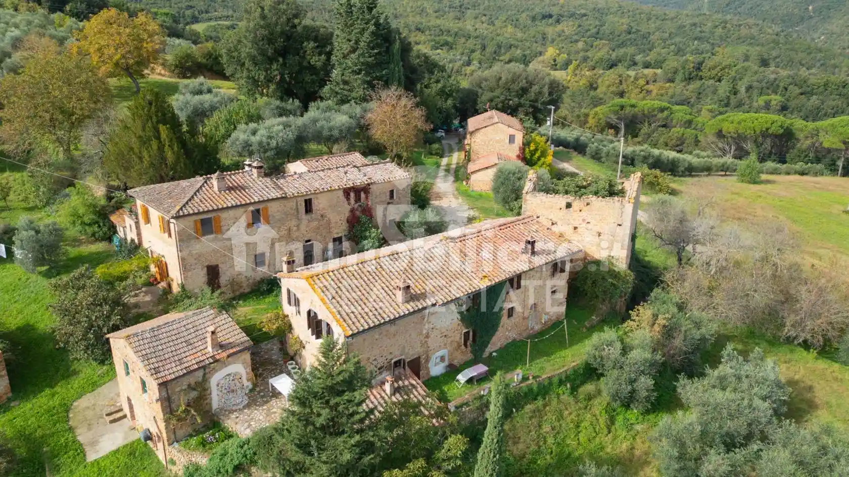 Rustico - Casale in vendita a Colle di Val d'Elsa