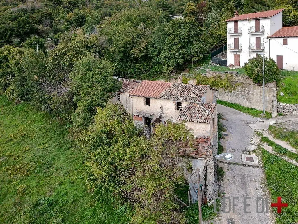 Rustico - Casale in vendita a Fiamignano