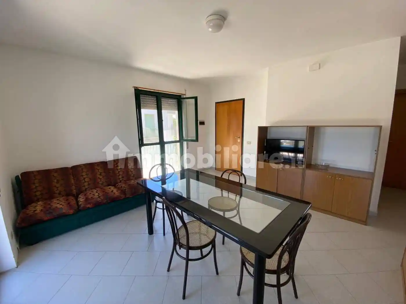 Quadrilocale viale Olimpia 22, Metaponto Lido, Bernalda - foto 2