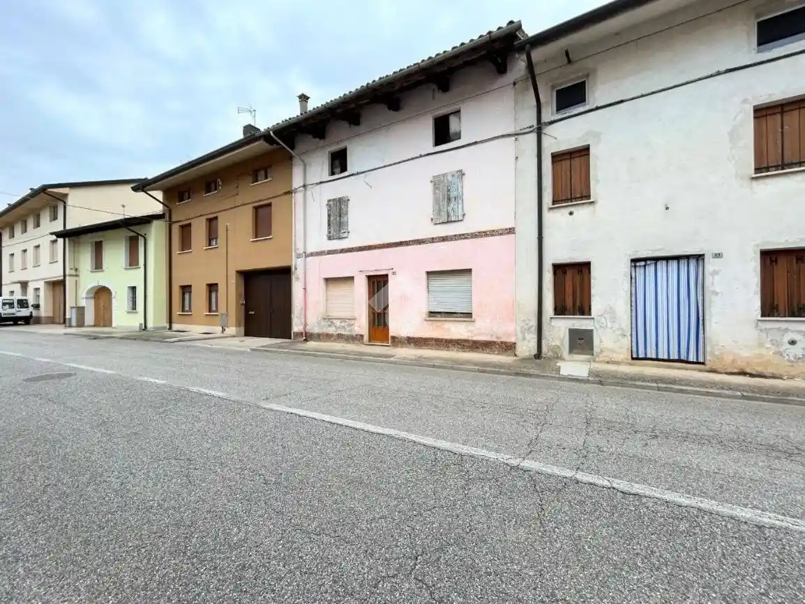 Rustico - Casale in vendita a Codroipo
