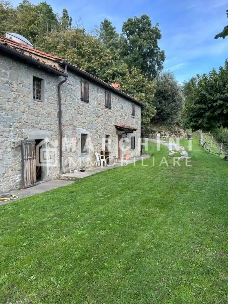Rustico - Casale in vendita a Massa e Cozzile
