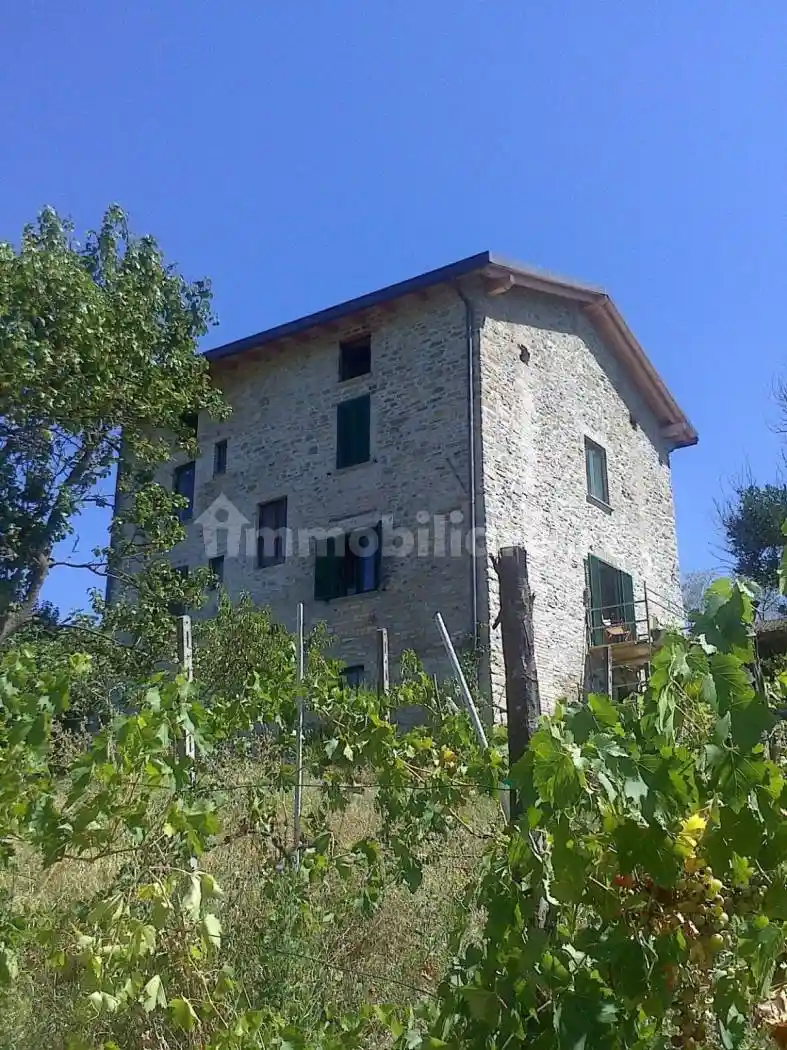 Rustico - Casale in vendita a Zavattarello