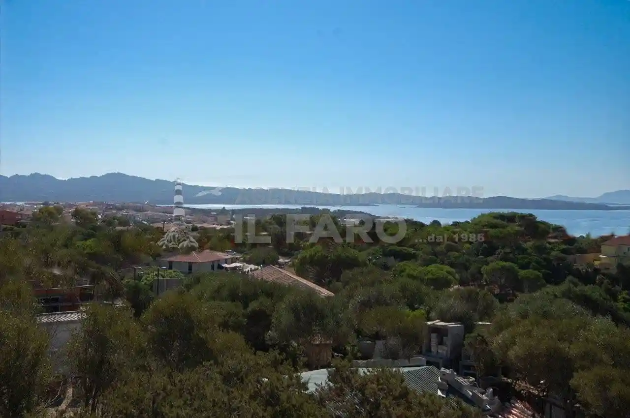 Villa in vendita a La Maddalena