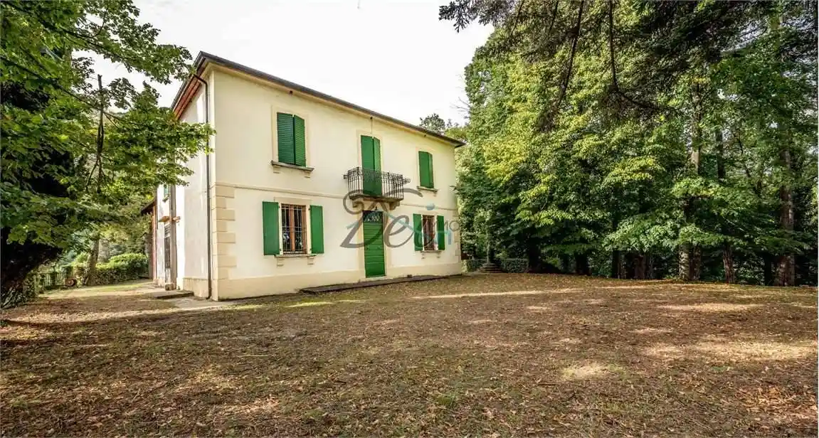 Villa in vendita a Arezzo