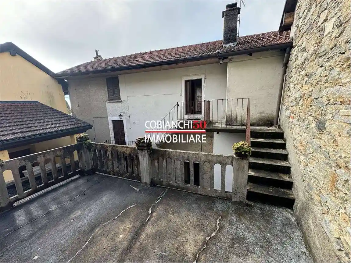 Casa indipendente in vendita a Bee