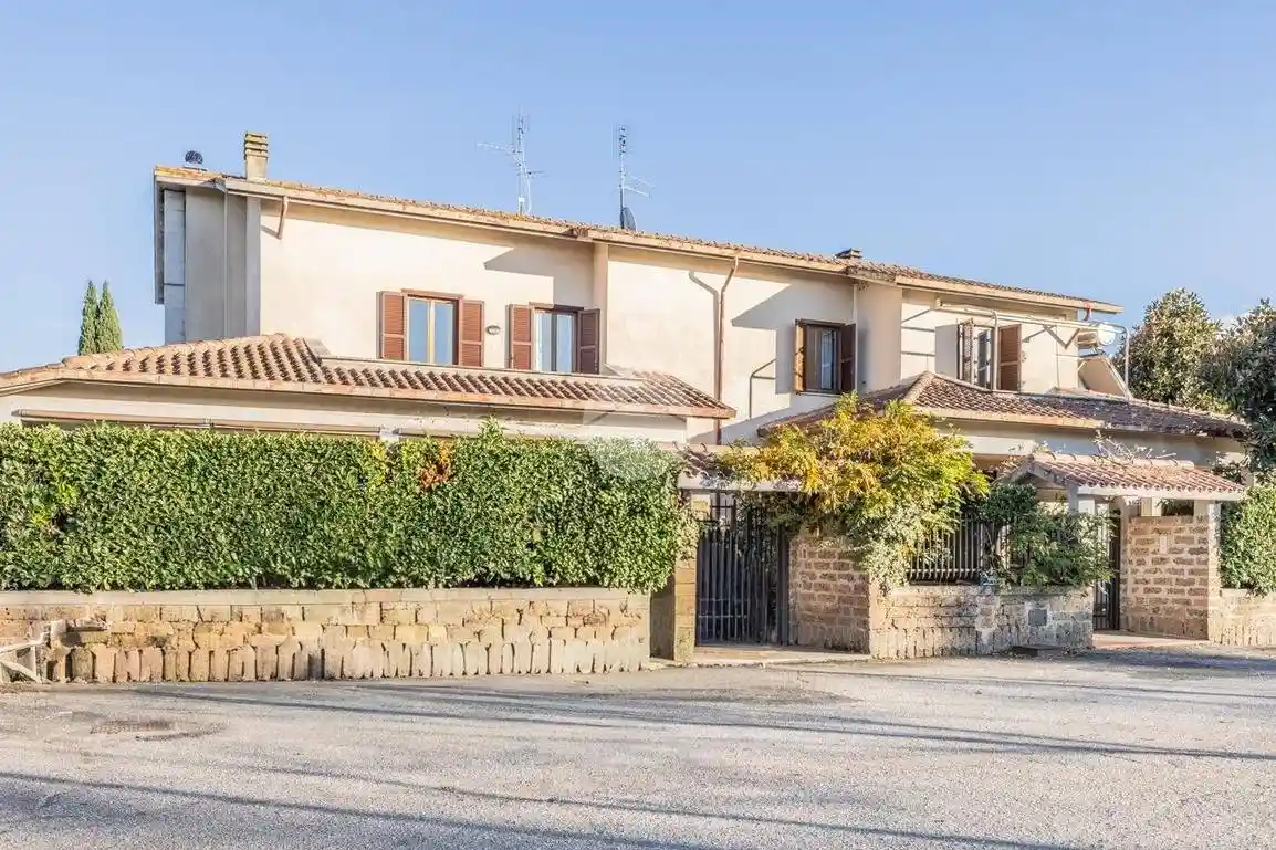 Villa in vendita a Civita Castellana