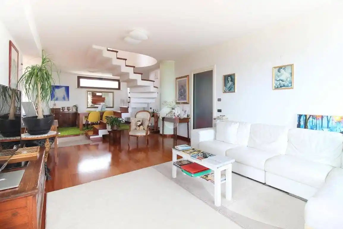 Attico via adige 13, Centro, Roseto degli Abruzzi - foto 2